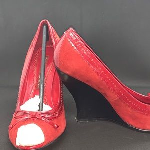 Chinese Laundry wedge heels